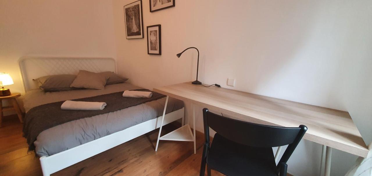 Santocha : Appartement En Plein Coeur De Ville ! Carcassonne Exterior foto