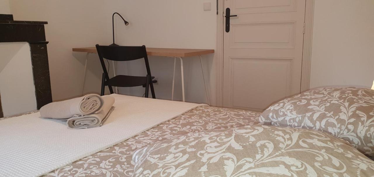 Santocha : Appartement En Plein Coeur De Ville ! Carcassonne Exterior foto
